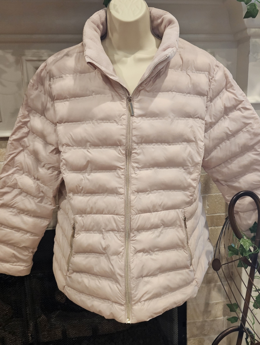 Time & Tru Light Baby Pink XL Womens Super Soft Puffer Jacket